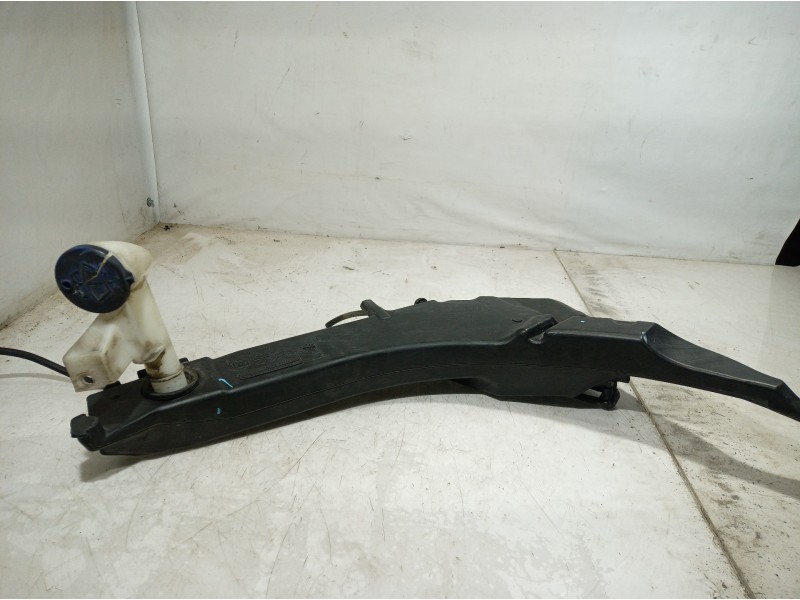 Recambio de deposito limpia para peugeot 308 sw allure referencia OEM IAM 9801927380 9801927380 9801927380