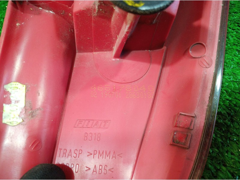 Recambio de piloto trasero izquierdo para fiat punto berlina (188) 1.2 8v referencia OEM IAM 468178040 468178040 468178040