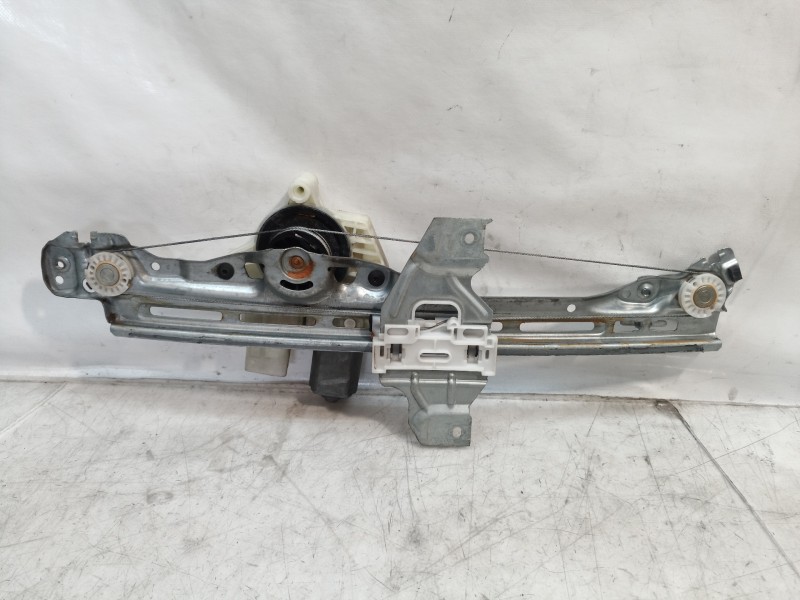 Recambio de elevalunas trasero izquierdo para peugeot 308 sw allure referencia OEM IAM 9816272080 9816272080 9816272080