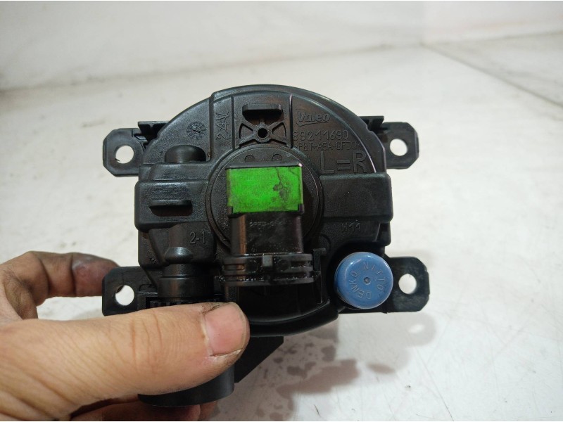 Recambio de faro antiniebla derecho para peugeot 308 sw allure referencia OEM IAM   