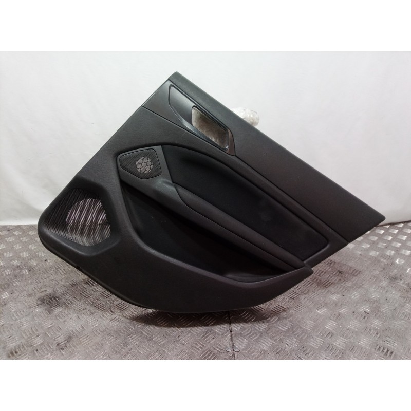 Recambio de guarnecido puerta trasera derecha para peugeot 308 sw allure referencia OEM IAM 98041909PT 98041909PT 98041909PT