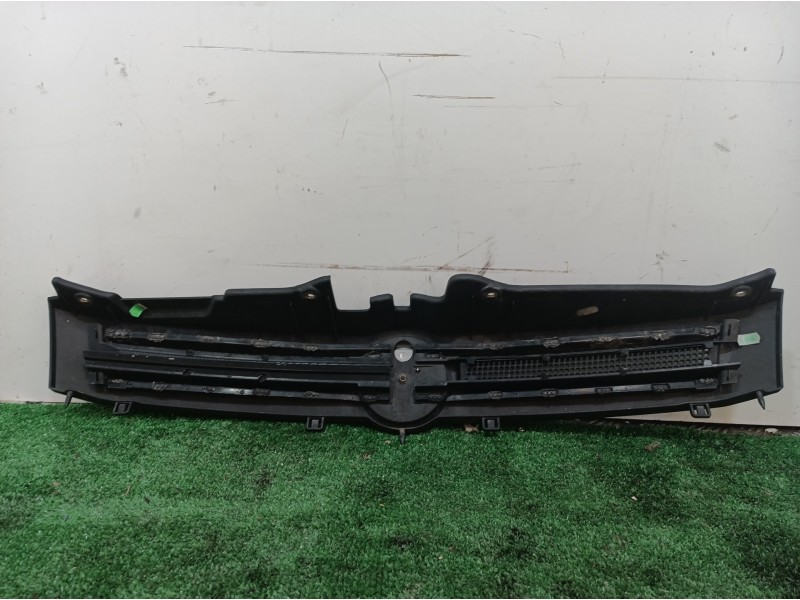Recambio de rejilla delantera para fiat panda (169) 1.2 8v alessi referencia OEM IAM   