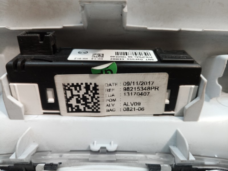 Recambio de luz interior para peugeot 308 sw allure referencia OEM IAM 98215348PR 98215348PR 98215348PR