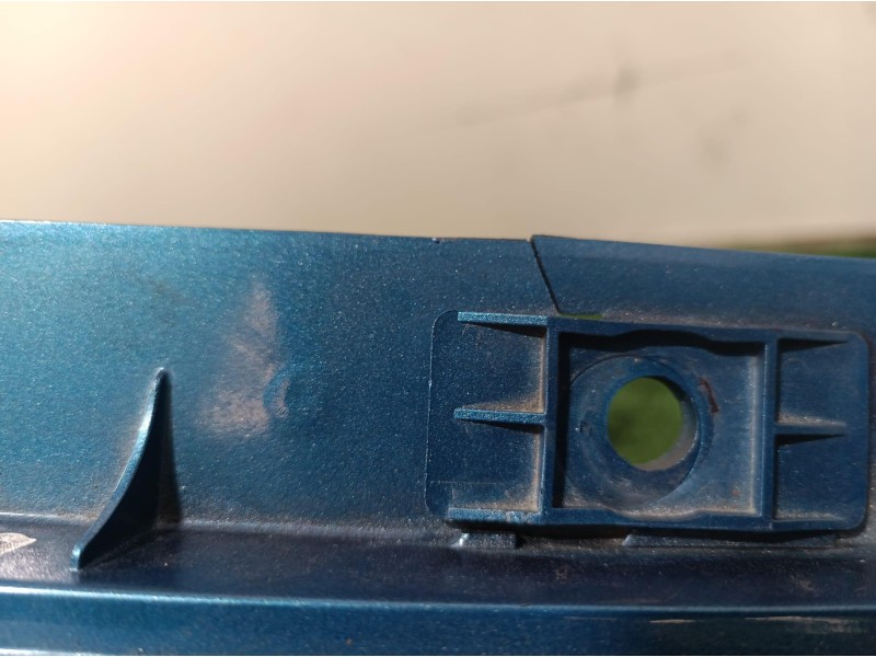 Recambio de aleta delantera derecha para renault clio ii fase ii (b/cb0) dynamique referencia OEM IAM   