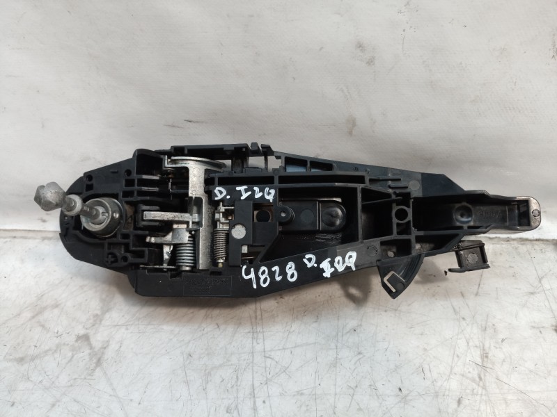 Recambio de maneta exterior delantera izquierda para peugeot 308 sw allure referencia OEM IAM 9802977380 9802977380 9802977380