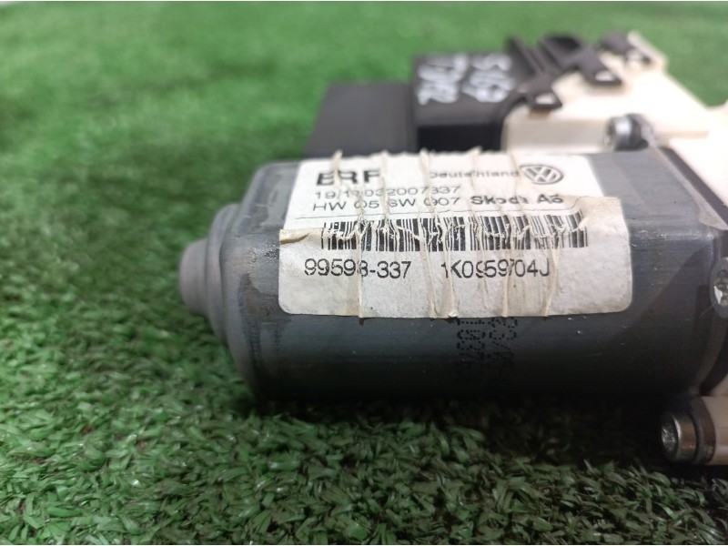 Recambio de motor elevalunas trasero derecho para skoda octavia combi (1z5) elegance referencia OEM IAM 1K0959704J 1K0959704J 1K