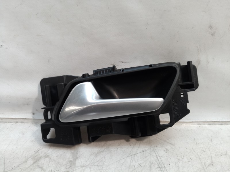 Recambio de maneta interior delantera izquierda para peugeot 308 sw allure referencia OEM IAM 98000001VV 98000001VV 98000001VV