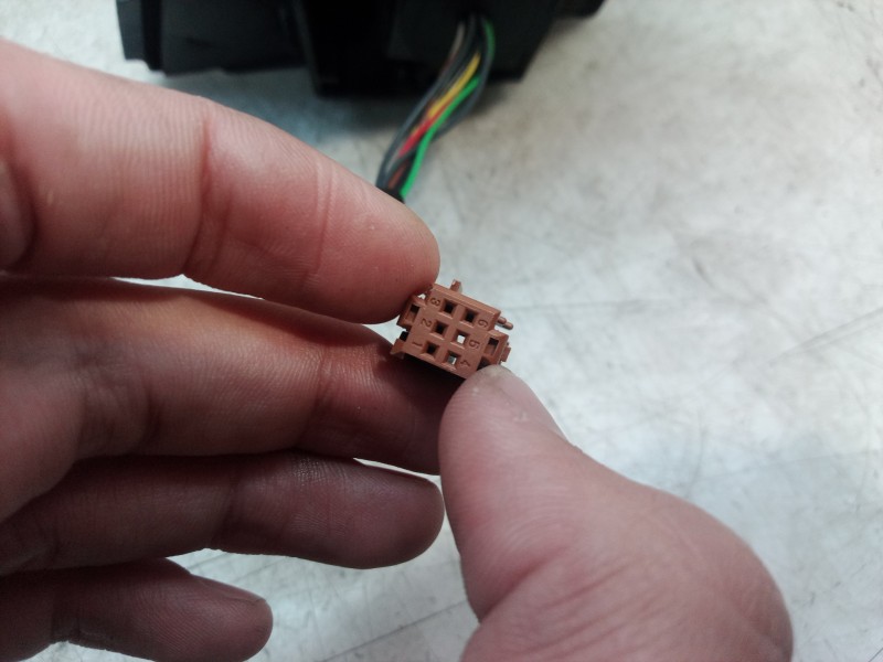 Recambio de retrovisor derecho para peugeot 308 sw allure referencia OEM IAM 98088639XT 98088639XT 98088639XT