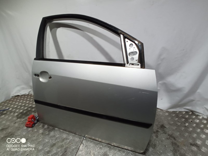 Recambio de puerta delantera derecha para ford fiesta (cbk) ambiente referencia OEM IAM   