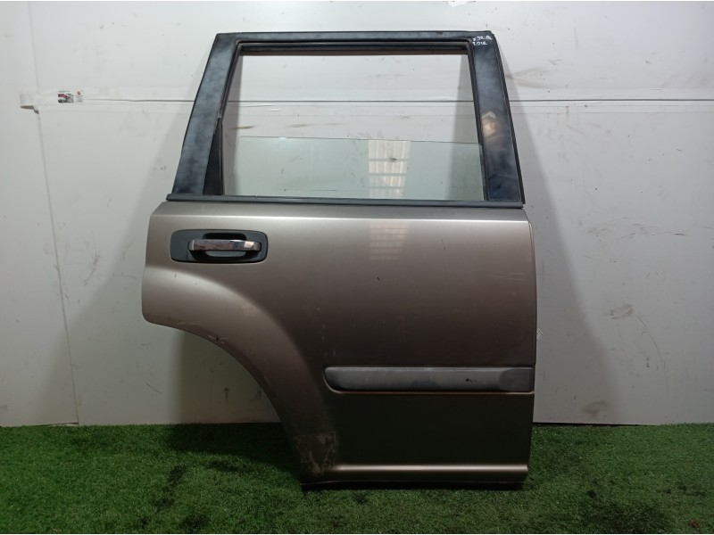 Recambio de puerta trasera derecha para nissan x-trail (t30) comfort referencia OEM IAM   