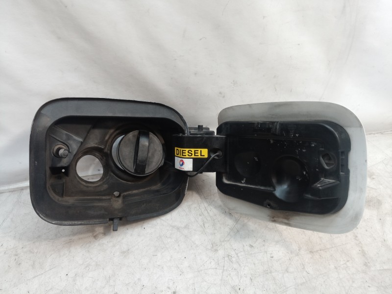 Recambio de tapa exterior combustible para peugeot 308 sw allure referencia OEM IAM 9818229080 9818229080 9818229080