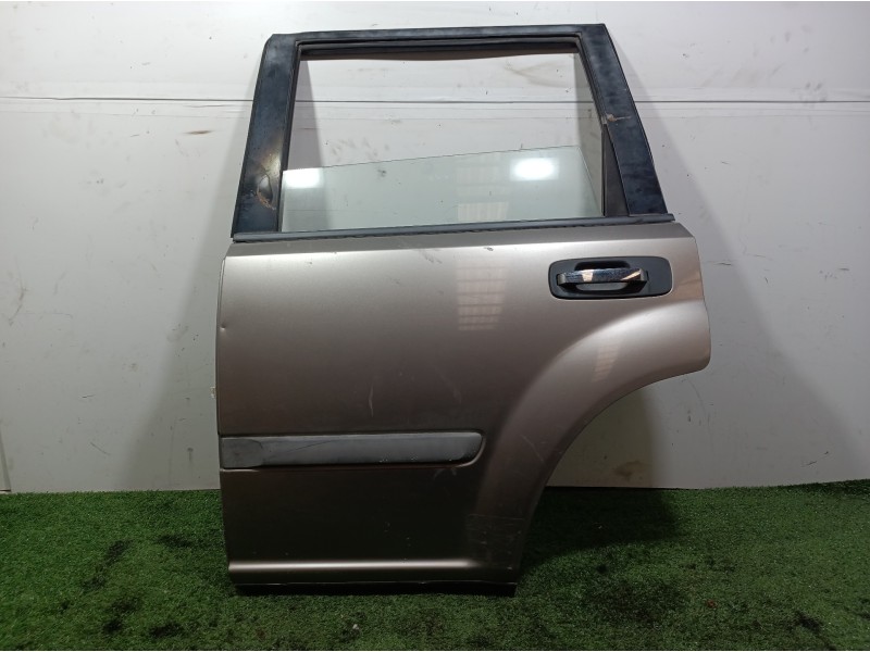 Recambio de puerta trasera izquierda para nissan x-trail (t30) comfort referencia OEM IAM   