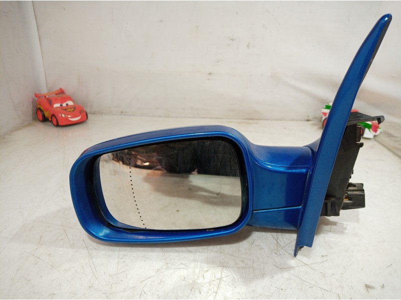 Recambio de retrovisor izquierdo para renault megane ii classic berlina 1.9 dci diesel referencia OEM IAM 015877 015877 015877