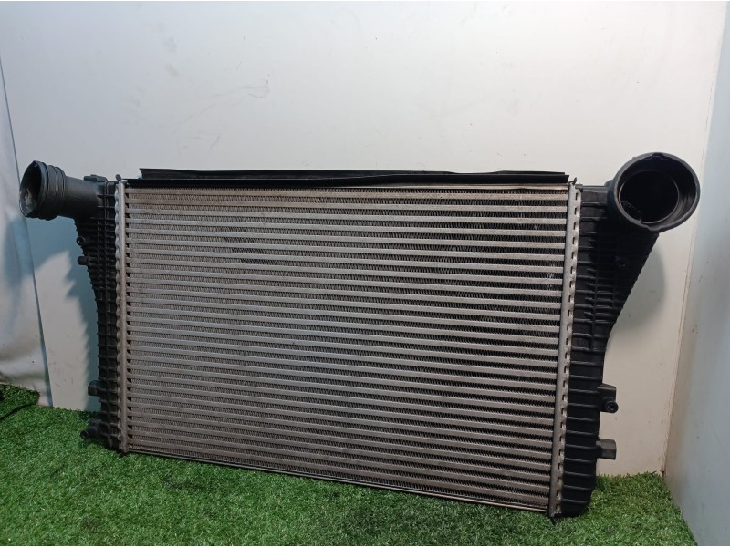 Recambio de intercooler para volkswagen golf v berlina (1k1) highline referencia OEM IAM 1K0145803A 1K0121345N L3738