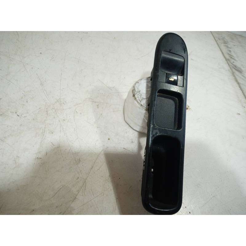 Recambio de mando elevalunas delantero derecho para peugeot 307 break/sw (s2) d-sign referencia OEM IAM 53269709 53269709 532697