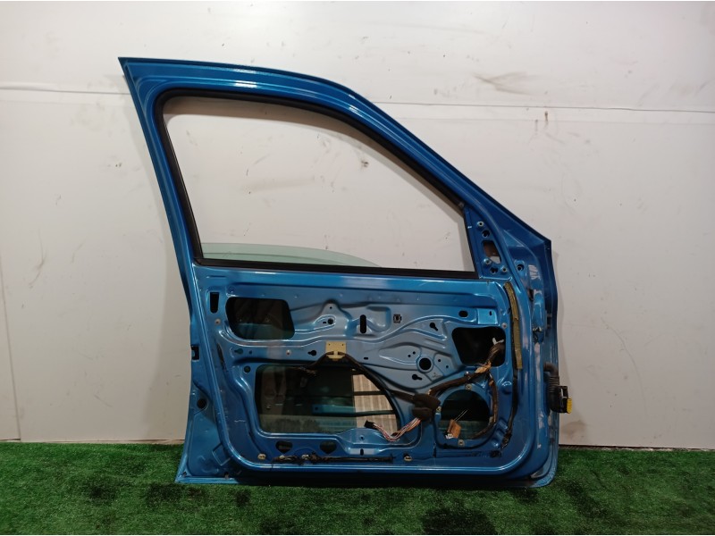 Recambio de puerta delantera izquierda para renault clio ii fase ii (b/cb0) dynamique referencia OEM IAM   