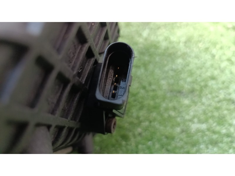 Recambio de intercooler para audi a4 berlina (8e) referencia OEM IAM 8E0145805P 8E0145805P 038906051B