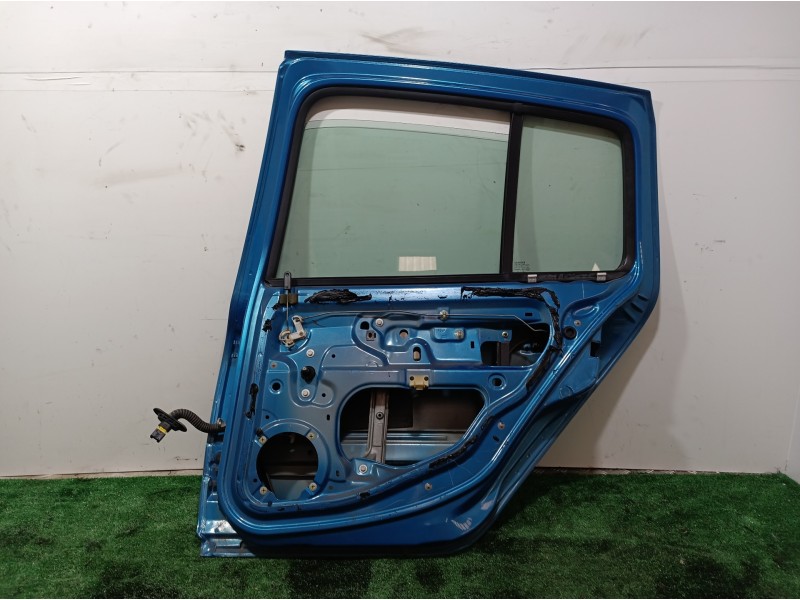 Recambio de puerta trasera derecha para renault clio ii fase ii (b/cb0) dynamique referencia OEM IAM   