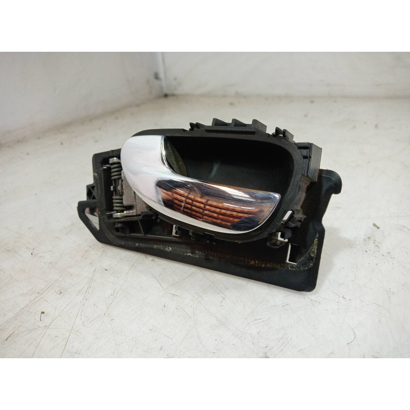 Recambio de maneta interior delantera izquierda para peugeot 307 break/sw (s2) d-sign referencia OEM IAM 9643604577 9643604577 9