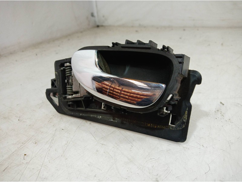 Recambio de maneta interior delantera izquierda para peugeot 307 break/sw (s2) d-sign referencia OEM IAM 9643604577 9643604577 9