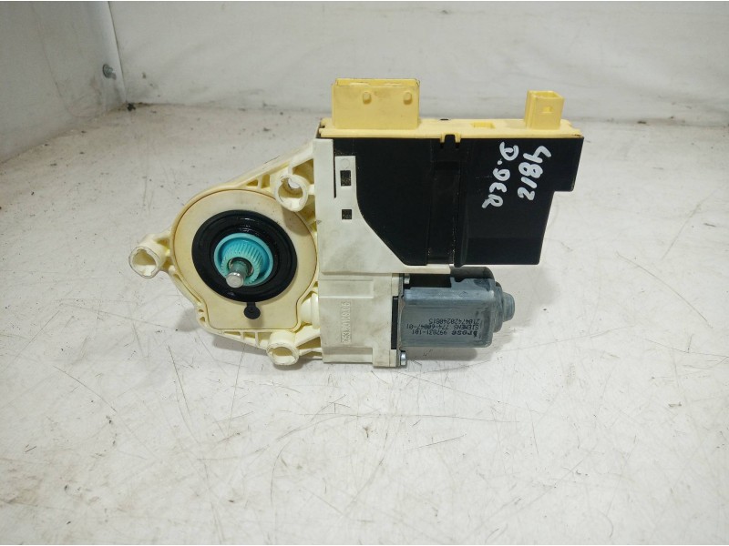 Recambio de motor elevalunas delantero derecho para peugeot 307 break/sw (s2) d-sign referencia OEM IAM 9681587180 9681587180 96