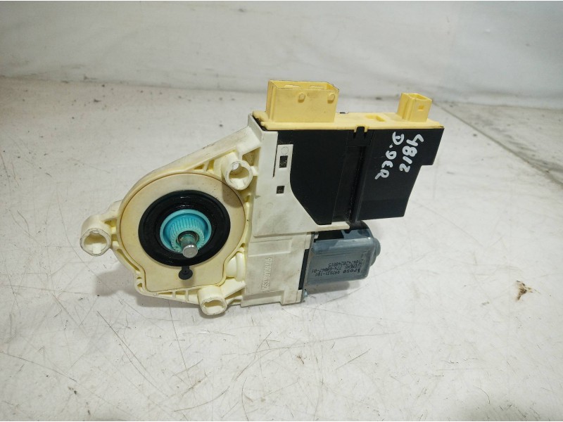 Recambio de motor elevalunas delantero derecho para peugeot 307 break/sw (s2) d-sign referencia OEM IAM 9681587180 9681587180 96