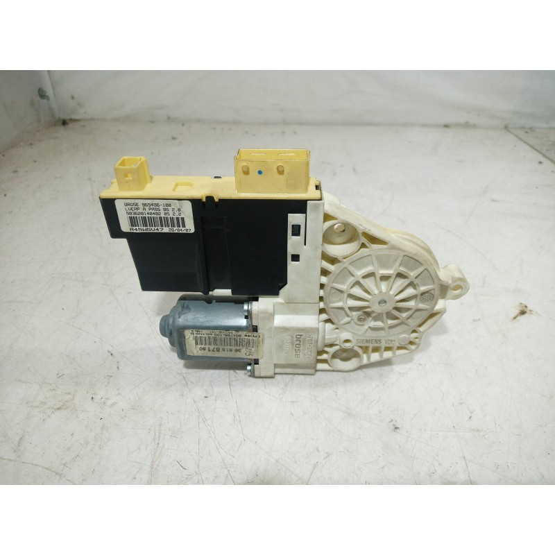 Recambio de motor elevalunas delantero derecho para peugeot 307 break/sw (s2) d-sign referencia OEM IAM 9681587180 9681587180 96