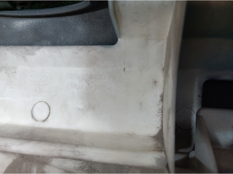 Recambio de paragolpes trasero para renault clio ii fase ii (b/cb0) dynamique referencia OEM IAM 8200068693 8200068693 820006869