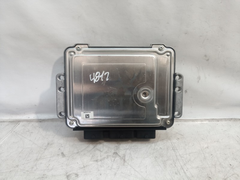 Recambio de centralita motor uce para peugeot 307 break/sw (s2) d-sign referencia OEM IAM 9664257580 9664257580 0281013332