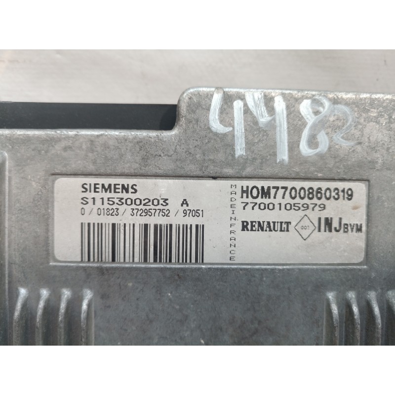 Recambio de centralita motor uce para renault megane i classic (la0) 1.6e rn referencia OEM IAM 7700105979 7700105979 S115300203
