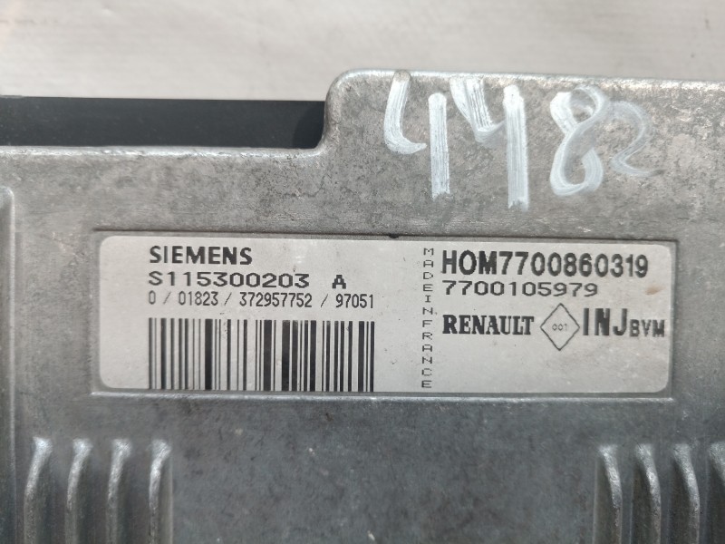 Recambio de centralita motor uce para renault megane i classic (la0) 1.6e rn referencia OEM IAM 7700105979 7700105979 S115300203