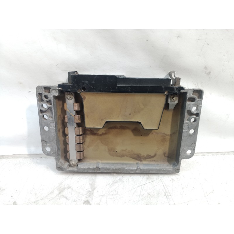 Recambio de centralita motor uce para renault megane i classic (la0) 1.6e rn referencia OEM IAM 7700105979 7700105979 S115300203