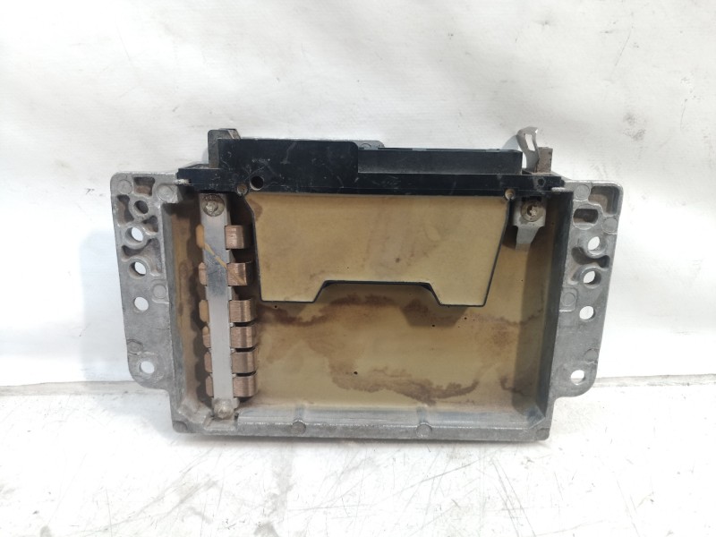 Recambio de centralita motor uce para renault megane i classic (la0) 1.6e rn referencia OEM IAM 7700105979 7700105979 S115300203