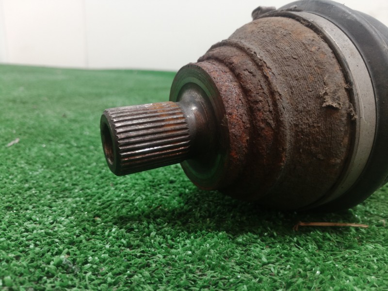 Recambio de transmision delantera derecha para volkswagen passat lim. (362) exclusive bluemotion referencia OEM IAM 1K0407272RB 