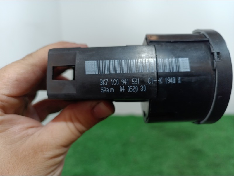 Recambio de mando luces para volkswagen passat berlina (3b2) comfortline referencia OEM IAM 1C0941531 1C0941531 04052030