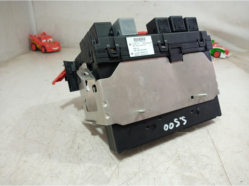 Recambio de caja reles / fusibles para mercedes-benz clase s (w221) berlina 500 l (221.171) referencia OEM IAM A2215402550 A2215
