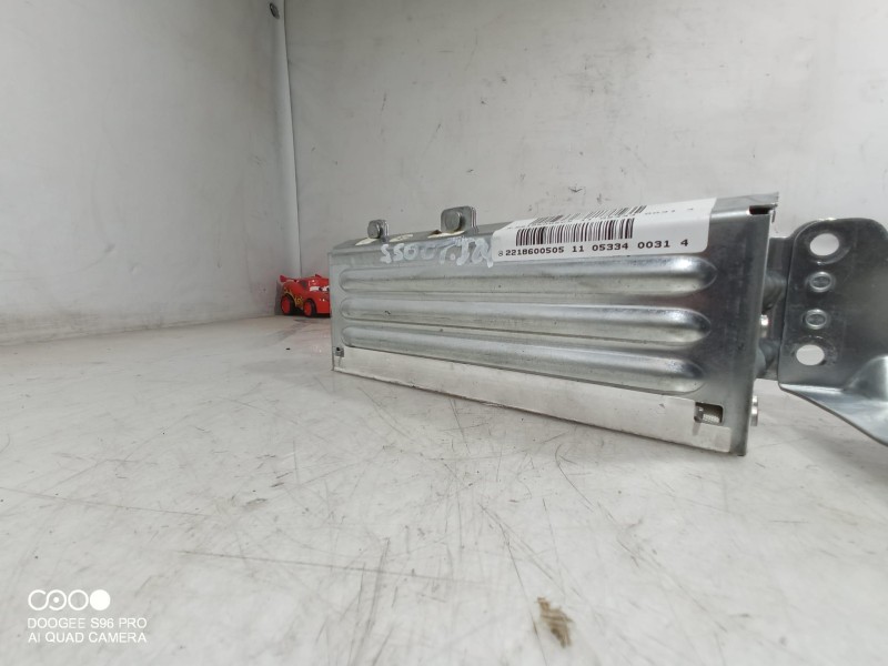 Recambio de airbag lateral trasero izquierdo para mercedes-benz clase s (w221) berlina 500 l (221.171) referencia OEM IAM 221860