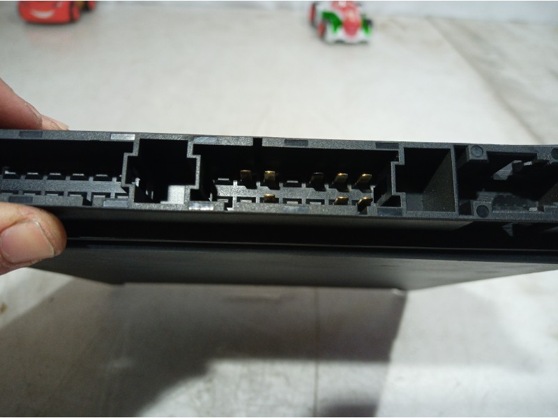 Recambio de centralita asientos para mercedes-benz clase s (w221) berlina 500 l (221.171) referencia OEM IAM A2218706186 A221870