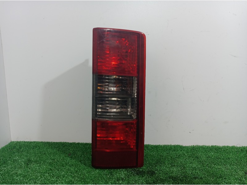 Recambio de piloto trasero derecho para opel combo (corsa c) cargo referencia OEM IAM   