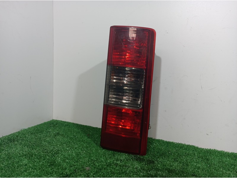 Recambio de piloto trasero derecho para opel combo (corsa c) cargo referencia OEM IAM   