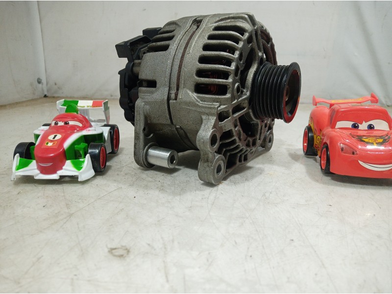 Recambio de alternador para audi a3 (8p) 1.6 fsi ambiente referencia OEM IAM 03C903023 03C903023 03C903023