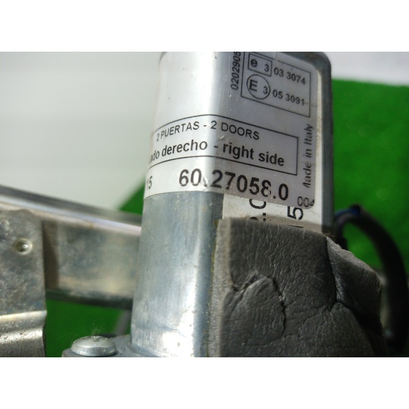 Recambio de motor elevalunas delantero derecho para seat ibiza (6k1) free sky referencia OEM IAM 60270580 60270580 60270580