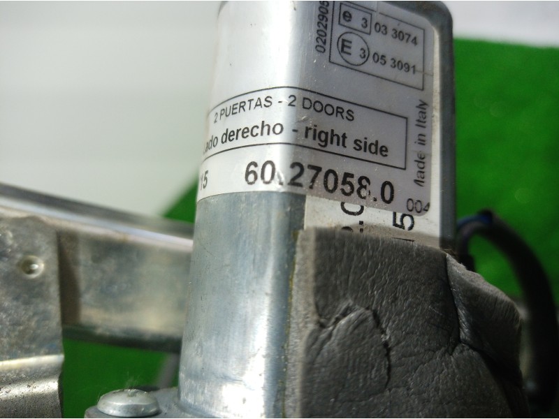 Recambio de motor elevalunas delantero derecho para seat ibiza (6k1) free sky referencia OEM IAM 60270580 60270580 60270580