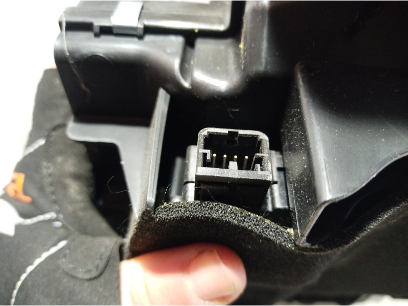 Recambio de varios para mercedes-benz clase s (w221) berlina 500 l (221.171) referencia OEM IAM 2218300146 2218300146 2218300146