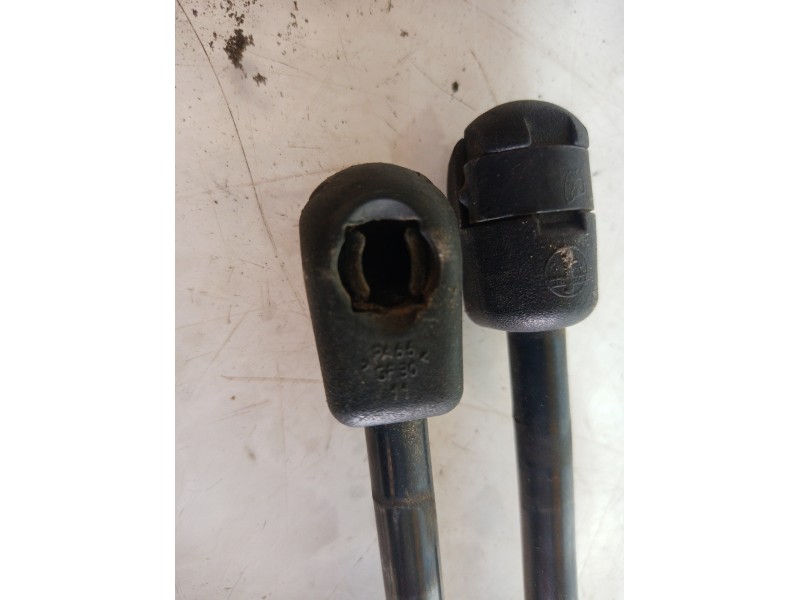 Recambio de amortiguadores maletero / porton para audi a3 (8p) 1.6 fsi ambiente referencia OEM IAM 8P4827552 8P4827552 8P4827552