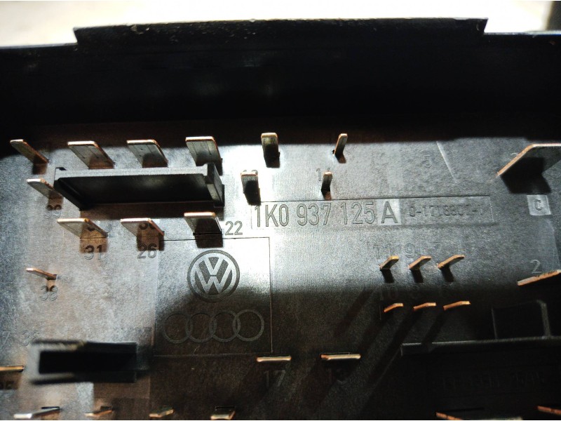 Recambio de caja reles / fusibles para audi a3 (8p) 1.6 fsi ambiente referencia OEM IAM 1K0937125A 1K0937125A 1K0937125