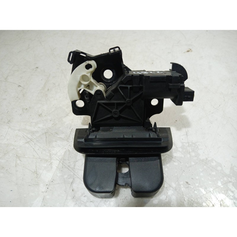 Recambio de cerradura maletero / porton para audi a3 (8p) 1.6 fsi ambiente referencia OEM IAM 8P4827520 8P4827520 8P4827520