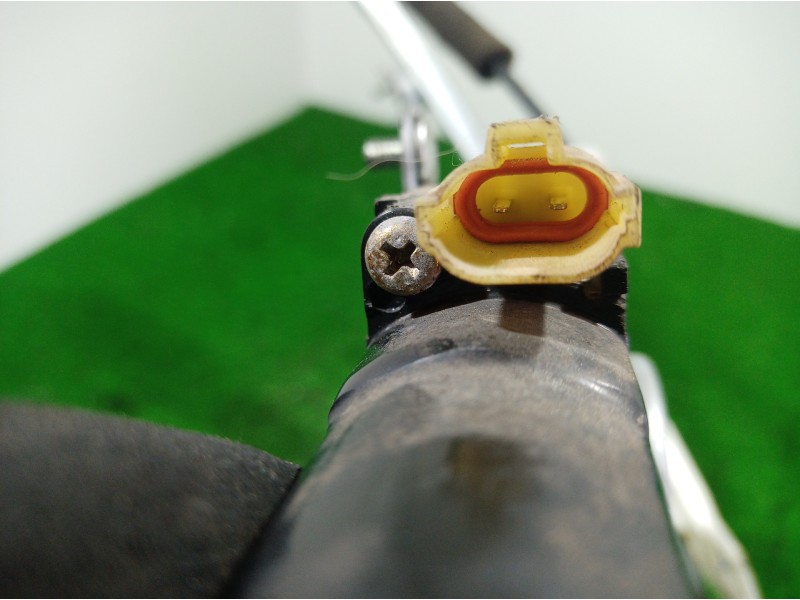 Recambio de motor elevalunas delantero izquierdo para hyundai accent (lc) 1.3 cat referencia OEM IAM   