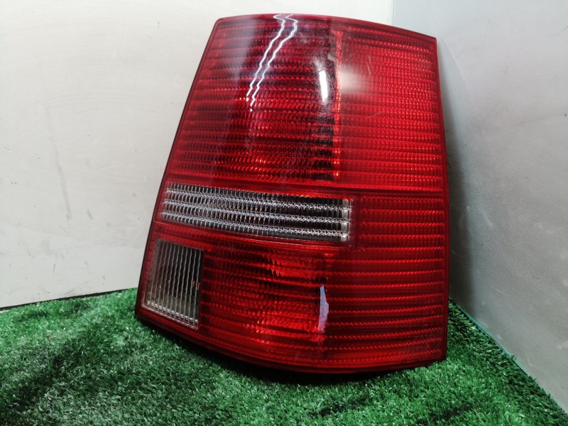 Recambio de piloto trasero derecho para volkswagen golf iv variant (1j5) conceptline referencia OEM IAM 1J9945258A 1J9945258A 1J