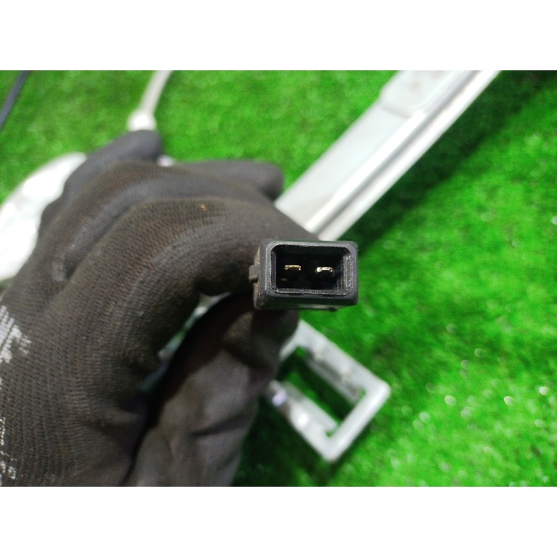 Recambio de motor elevalunas delantero derecho para seat cordoba berlina (6k2) stella referencia OEM IAM   